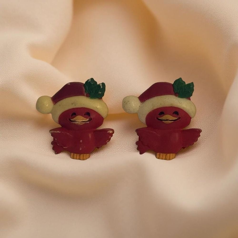 Vintage‎ 1982 Hallmark Cardinal Bird Pins – Set of 2